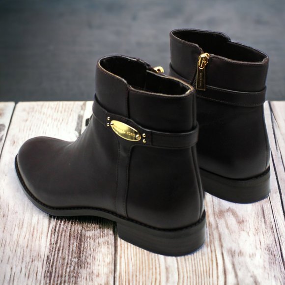 Michael Michael Kors Women's Finley Tailored Ankle Booties Women's Shoes - Picture 8 of 8